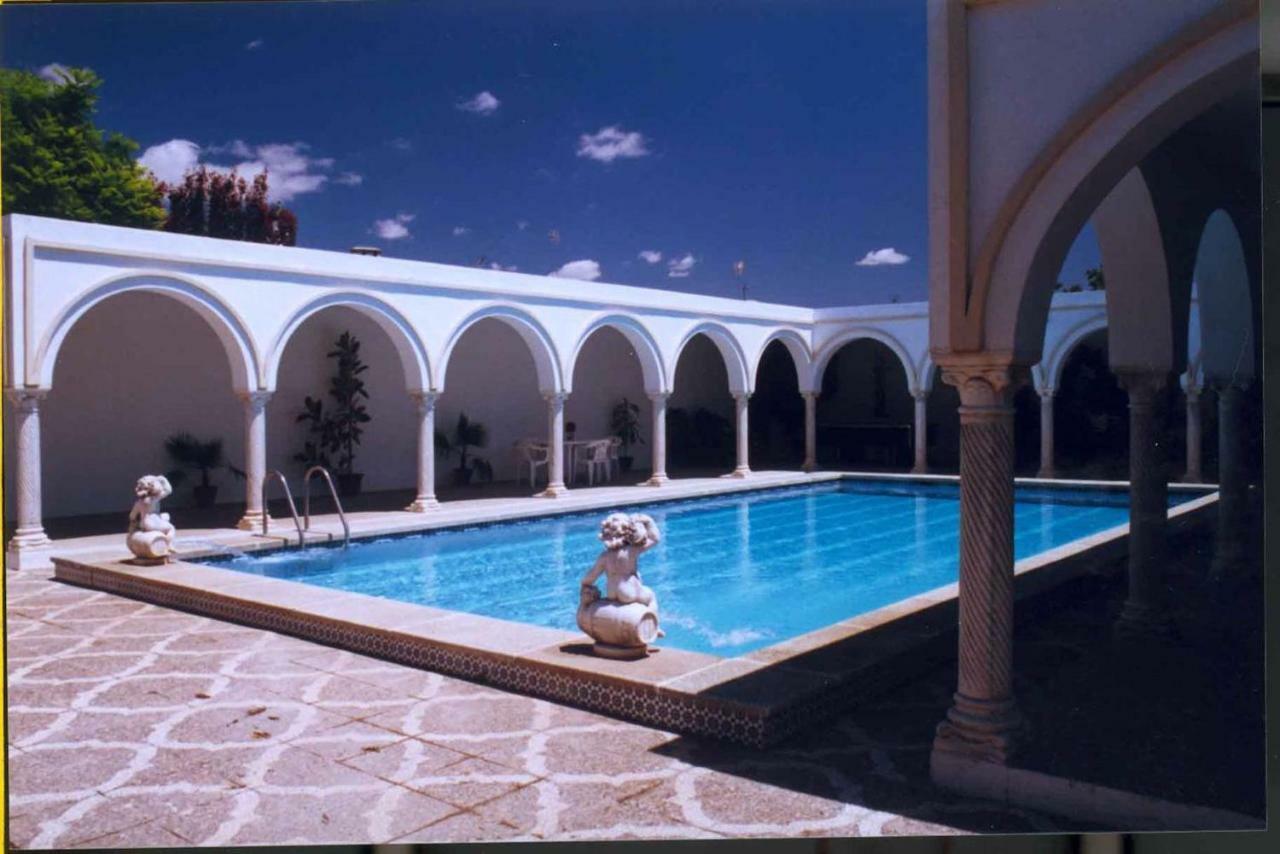 Villa Del Manzano Villanueva del Ariscal Extérieur photo