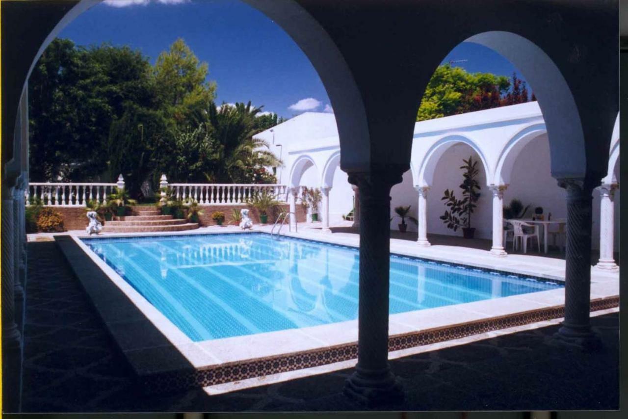Villa Del Manzano Villanueva del Ariscal Extérieur photo